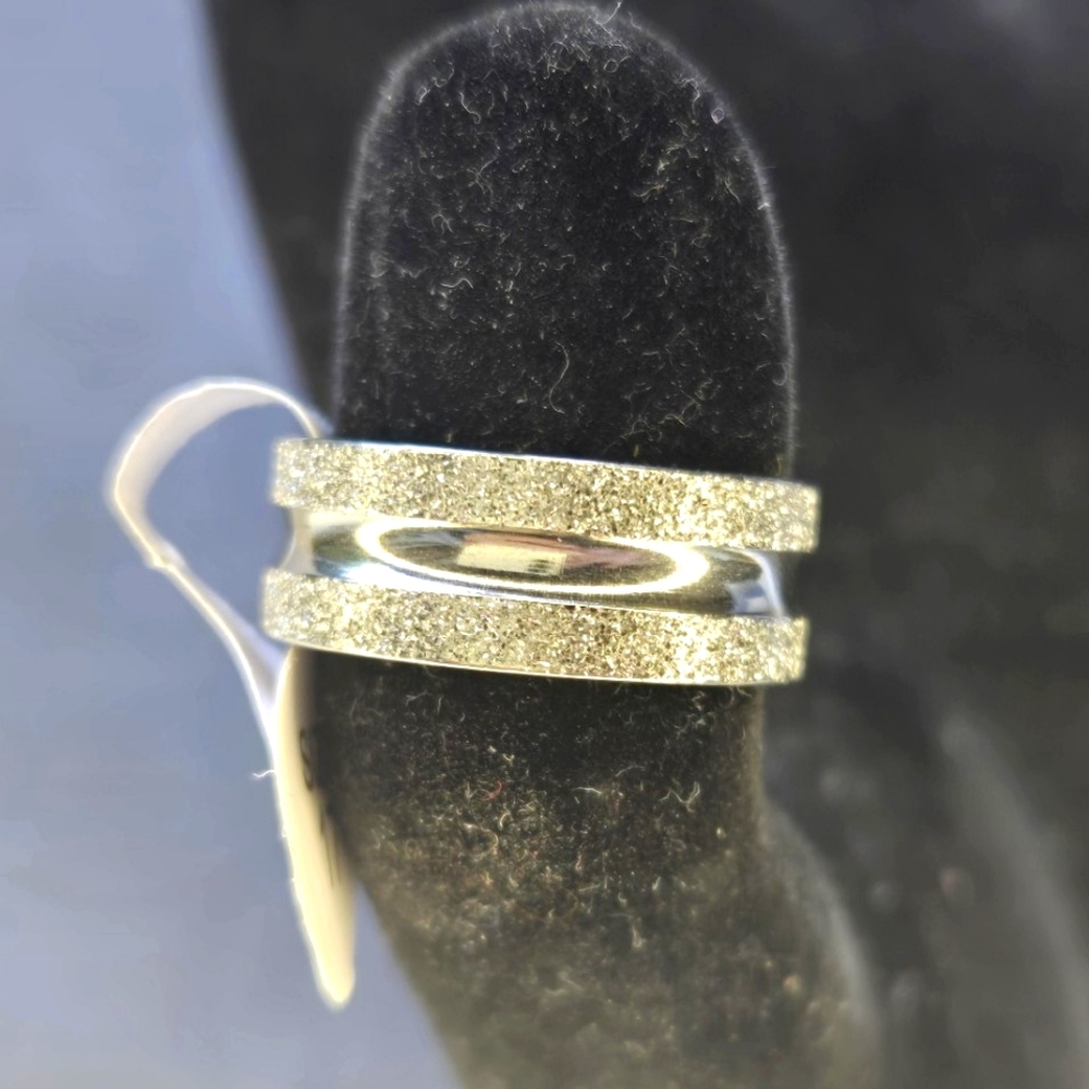 Sparkly Banded Stainless Steel Ring - Size 7